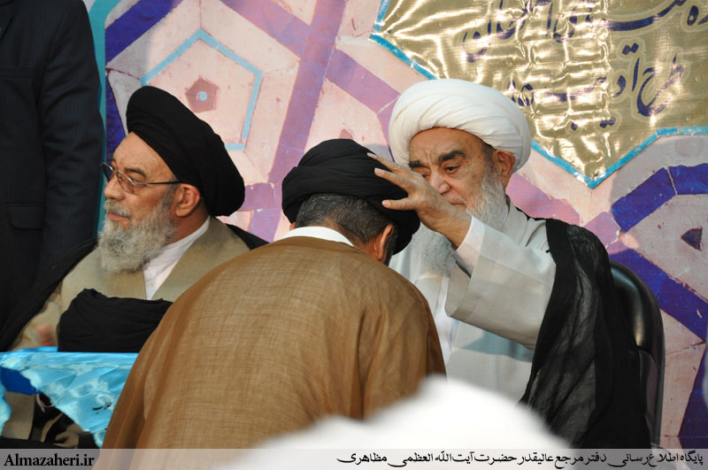 بيانات معظّم‌له در جشن عمّامه‌گذاري سیصد و سی نفر از طلّاب حوزۀ علميۀ اصفهان - 1395/6/29